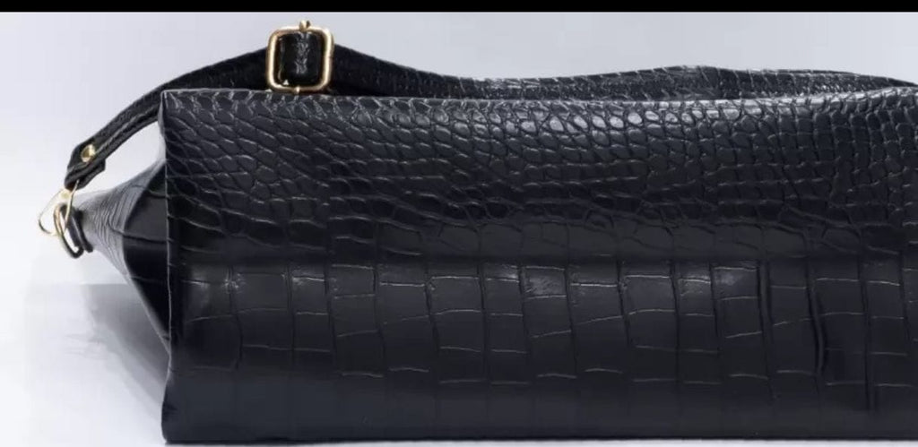 STROVIA Premium Black Croc Tote – Elegant Everyday Handbag