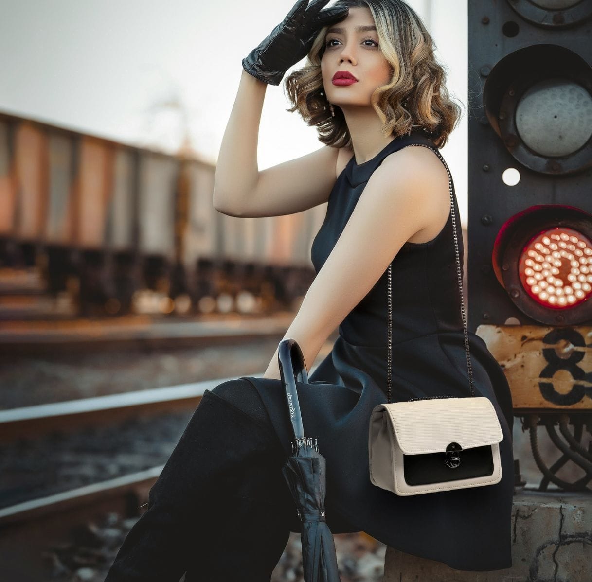 BellaMode Classic Flap Chain Bag – Ivory & Noir